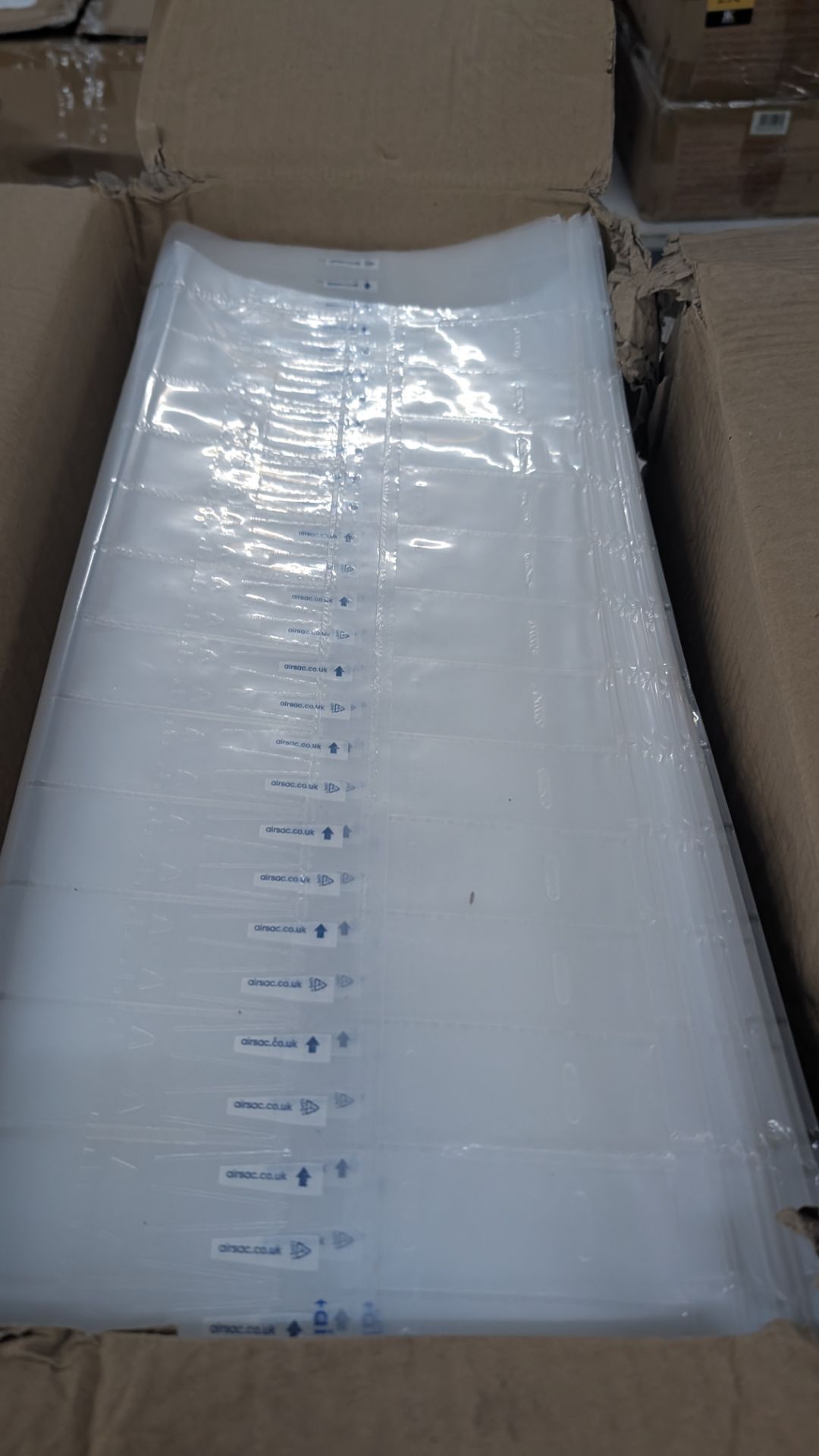170 off Laptop Airsac Envelopes. RRP £42.50. - Image 6 of 12