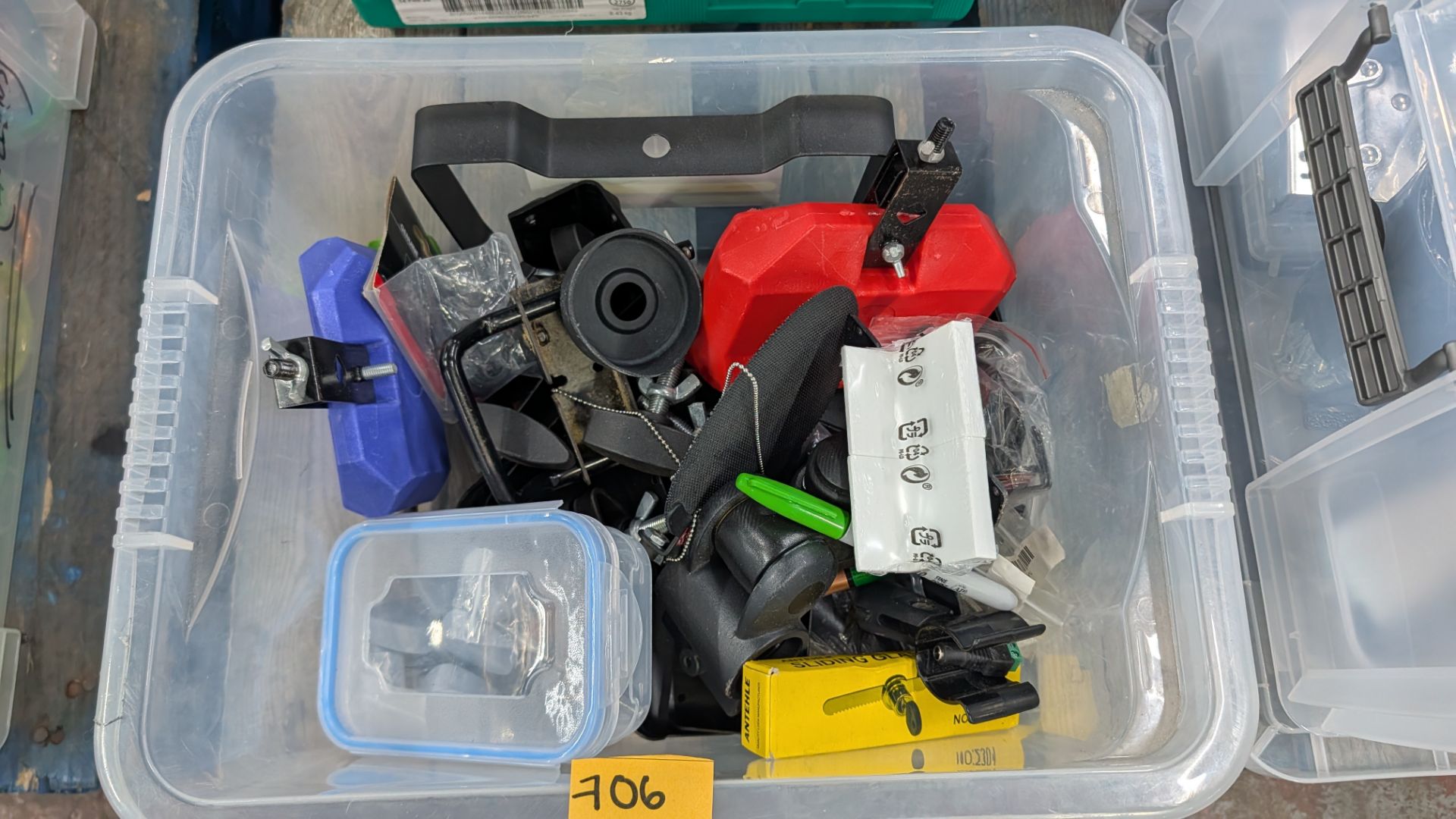 The contents of a Pallet of miscellaneous Hardware Items, Tools, Accessories and more. - Image 5 of 18