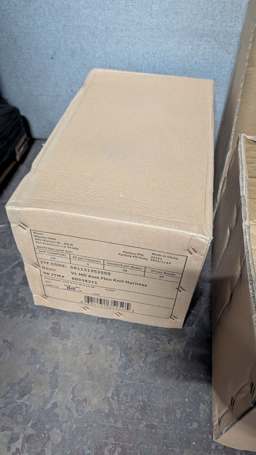 5 Pallets of pre- made Heavy Duty Cardboard Boxes. Each Comprising a box and lid. Approx. 250 Boxes