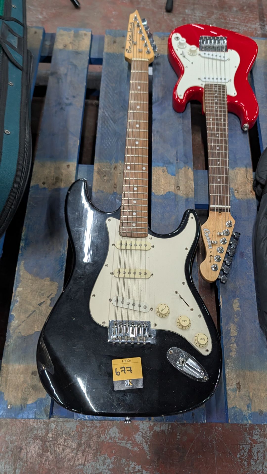 2 off Assorted Electric Guitars by Berkeley and Crafter. - Image 8 of 17