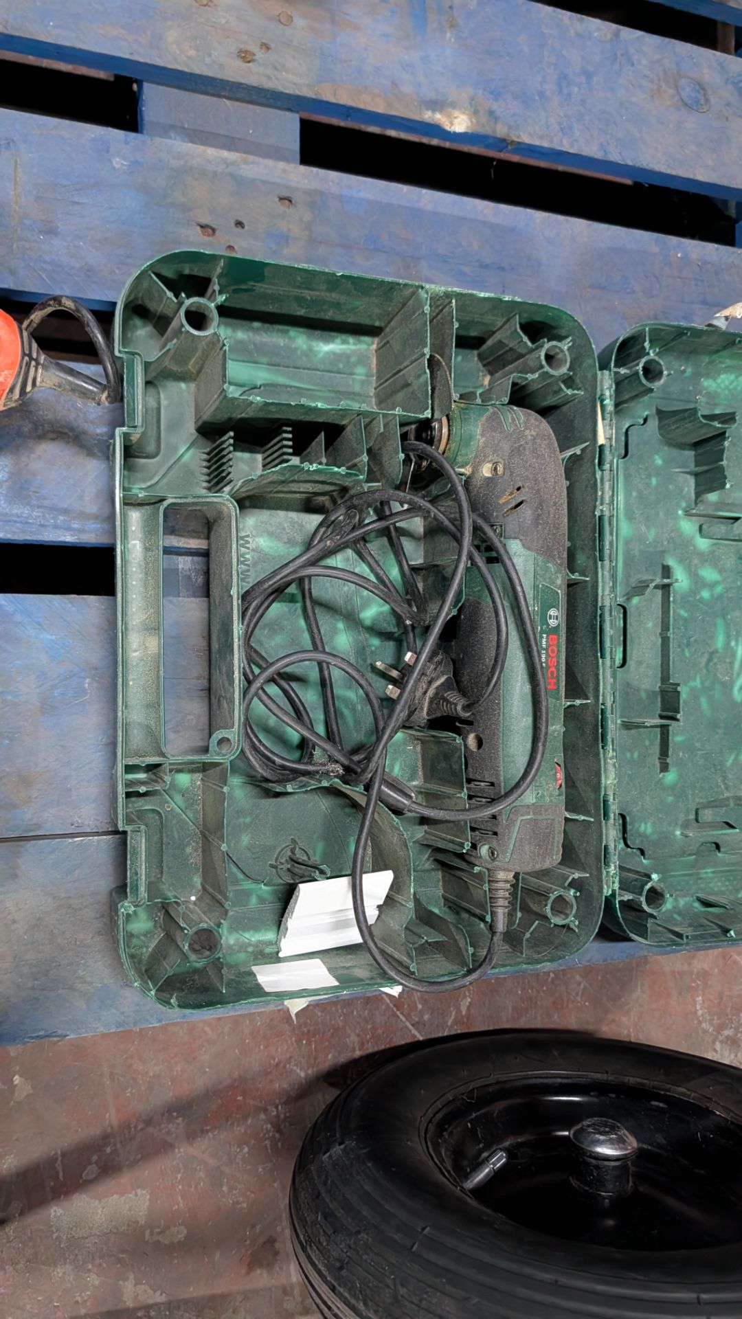 Power Tools comprising Black and Decker Sand Storm Sander, Makita Jigsaw and Bosch Multi- Tool. - Image 10 of 15