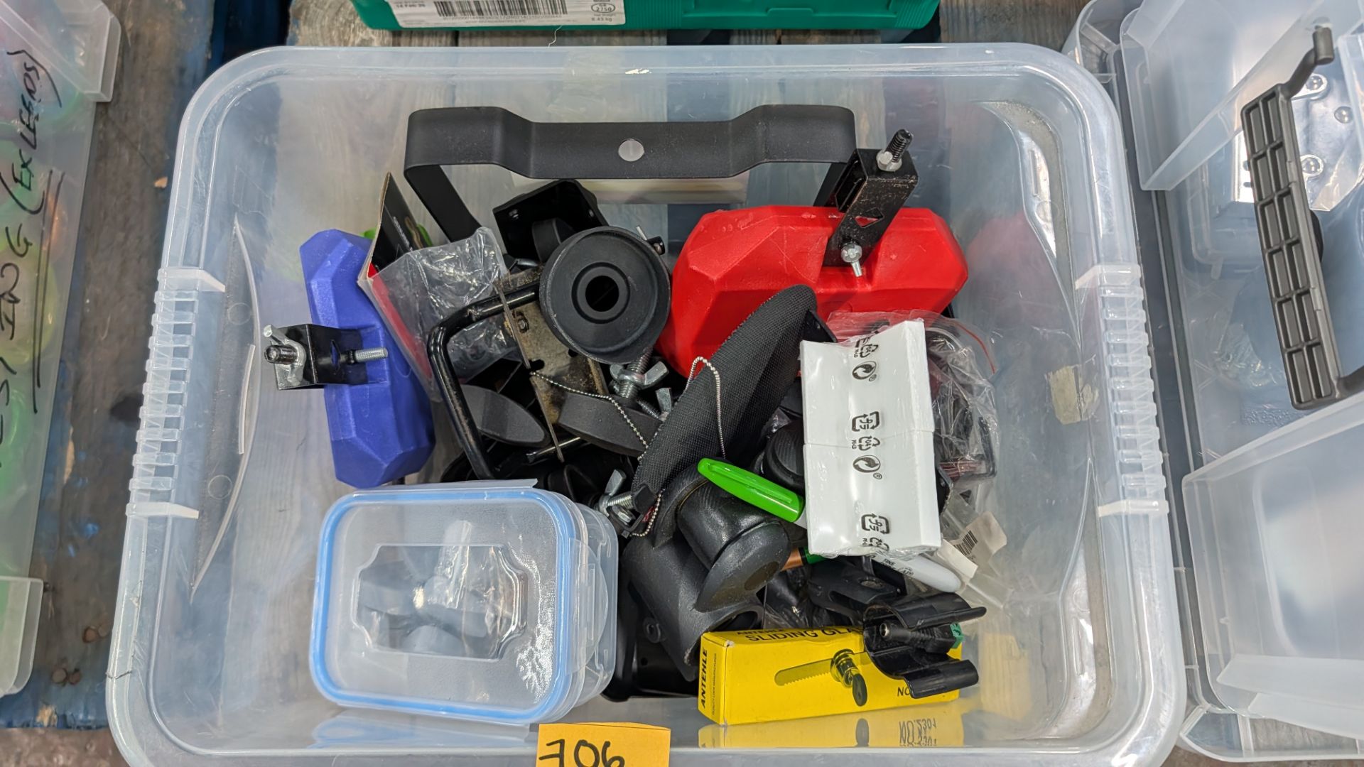 The contents of a Pallet of miscellaneous Hardware Items, Tools, Accessories and more. - Image 7 of 18