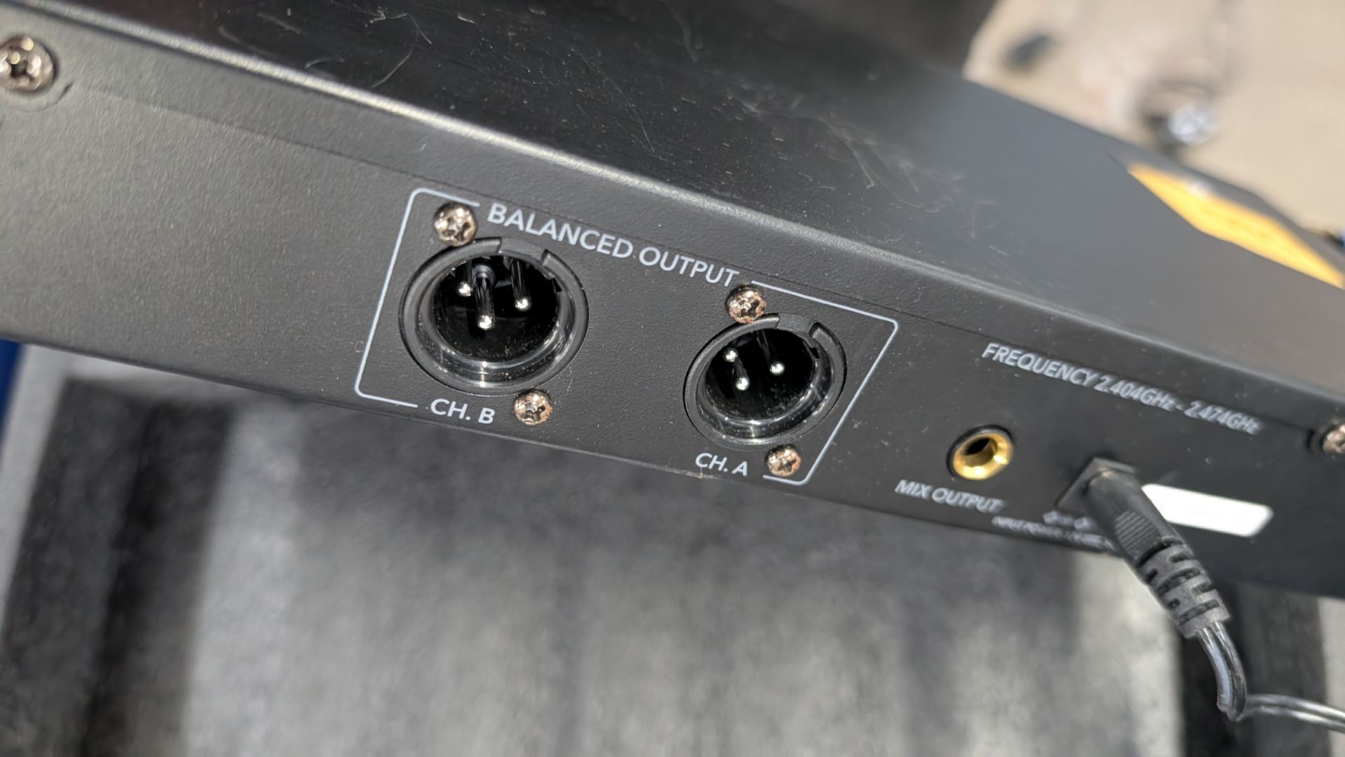 Sub Zero Digital Wireless Microphone System comprising Voxlink 2D Receiver, 2 off Voxlink DL Belt Pa - Image 15 of 15