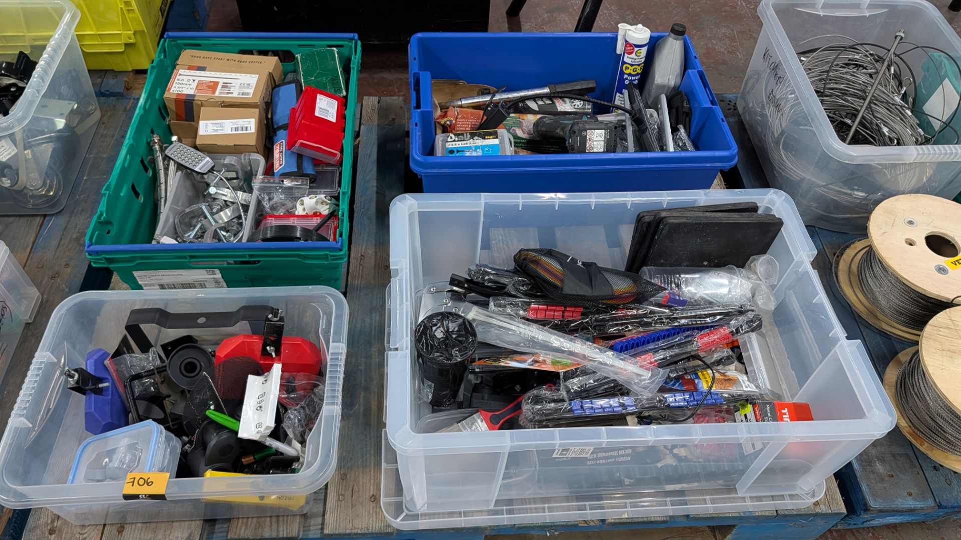 The contents of a Pallet of miscellaneous Hardware Items, Tools, Accessories and more. - Image 3 of 18