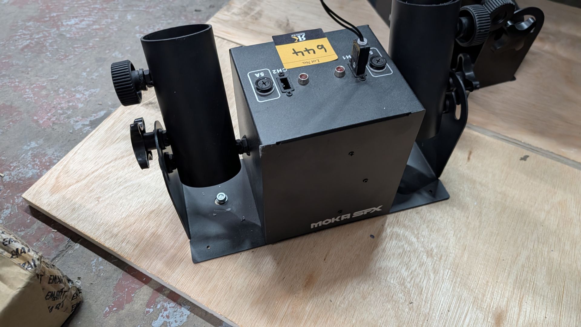 Moka SFX two- channel Confetti Cannon. - Image 9 of 11