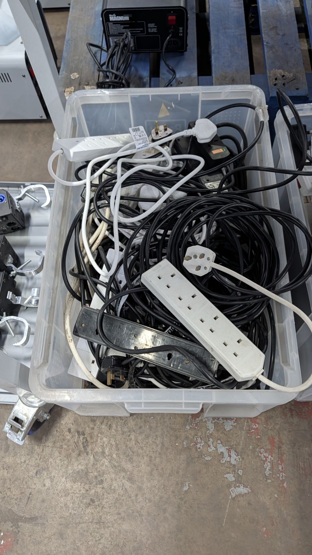 The contents of 3 Crates of Assorted Electrical Extension Cables, Power Cables and more. - Image 3 of 9