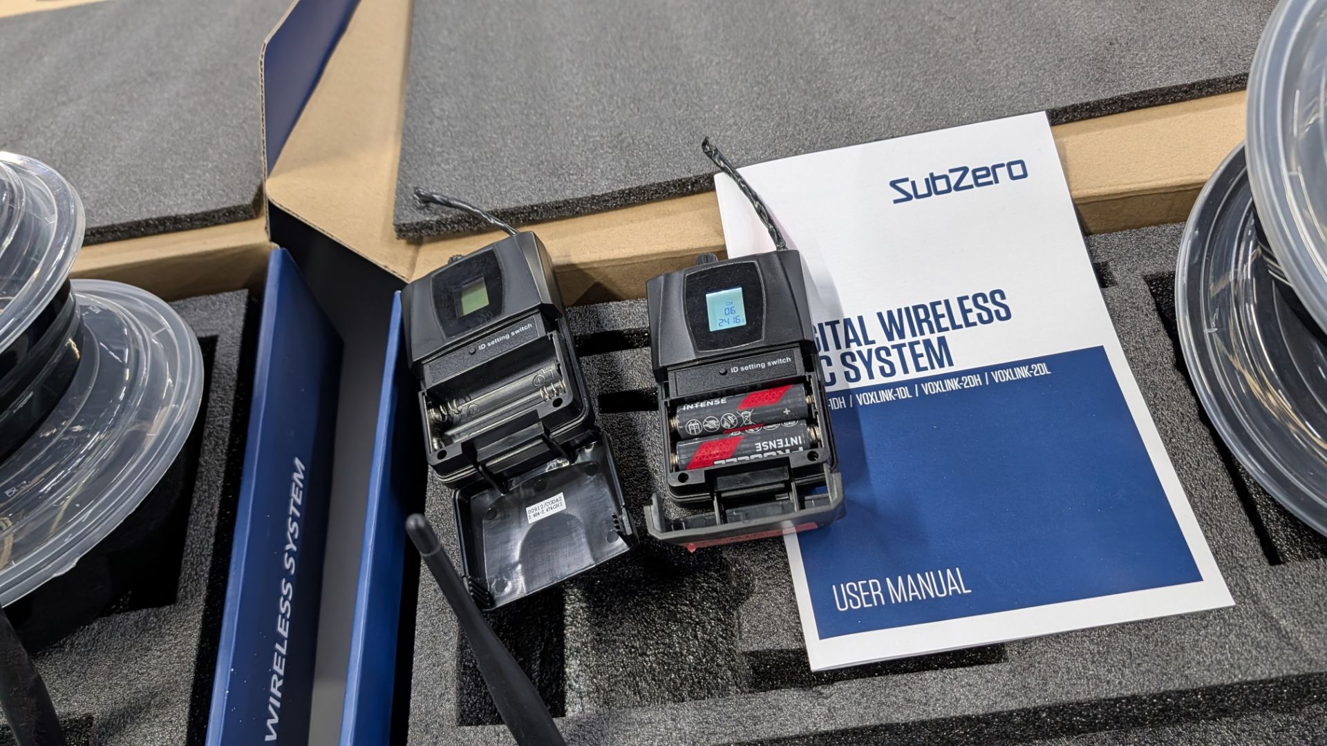 Sub Zero Digital Wireless Microphone System comprising Voxlink 2D Receiver, 2 off Voxlink DL Belt Pa - Image 13 of 15