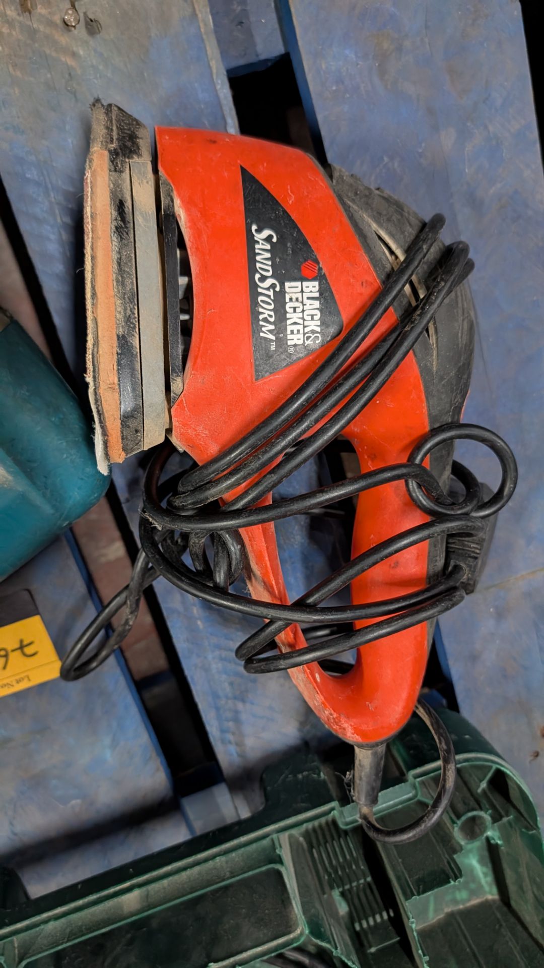 Power Tools comprising Black and Decker Sand Storm Sander, Makita Jigsaw and Bosch Multi- Tool. - Image 5 of 15