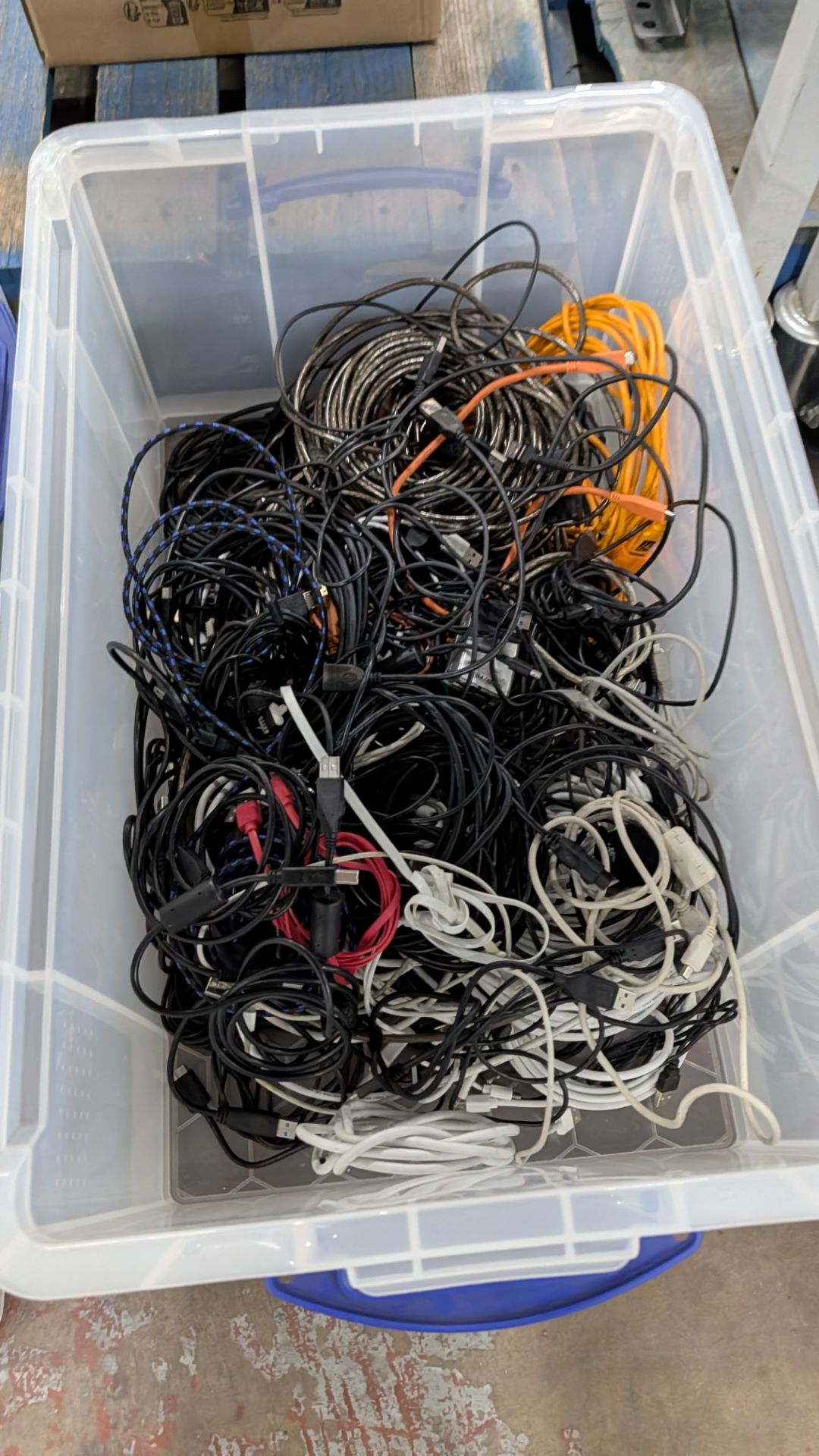 The contents of 4 Crates of HDMI Cables, Network Cables, Aerial Cables and related. - Image 11 of 13