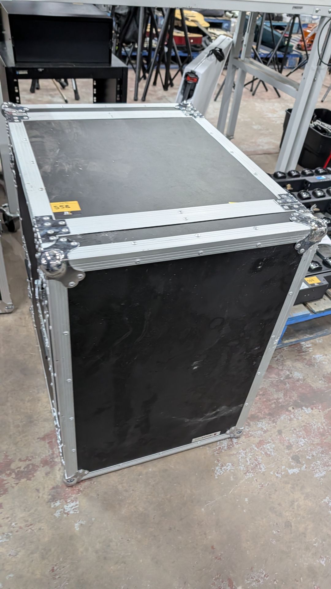 Flight Case with rack mounting brackets down each side and drawer at the bottom. - Image 9 of 11