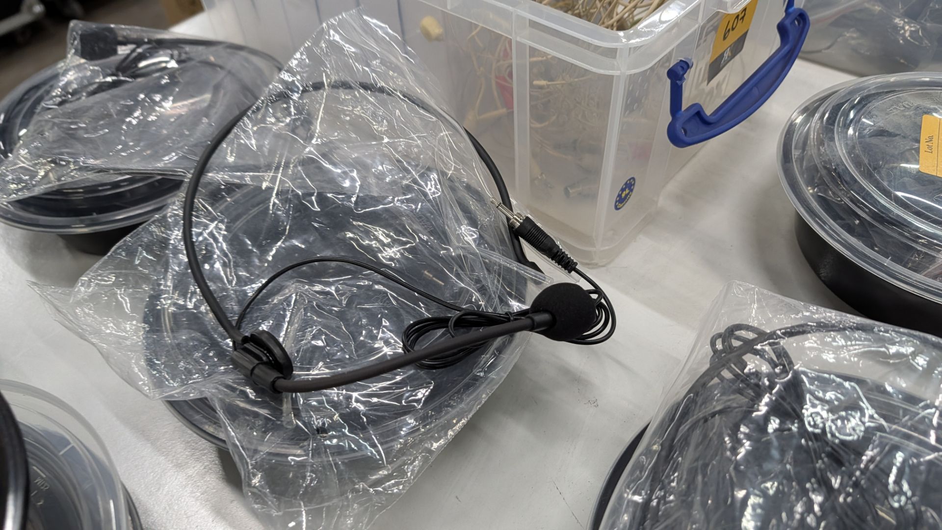 6 off Headset Microphones. - Image 5 of 11