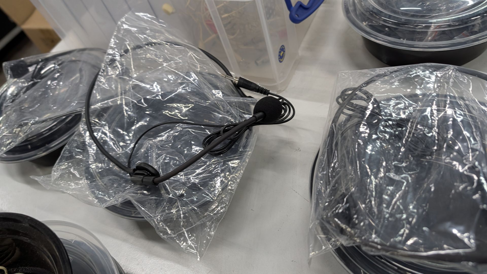 6 off Headset Microphones. - Image 4 of 11