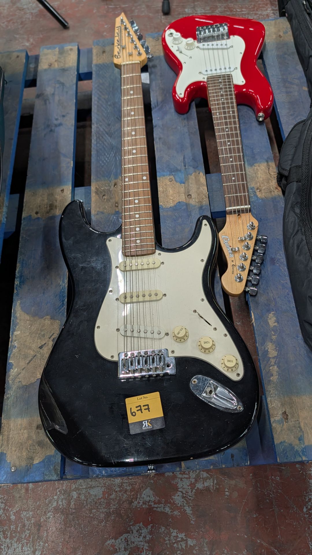 2 off Assorted Electric Guitars by Berkeley and Crafter. - Image 3 of 17