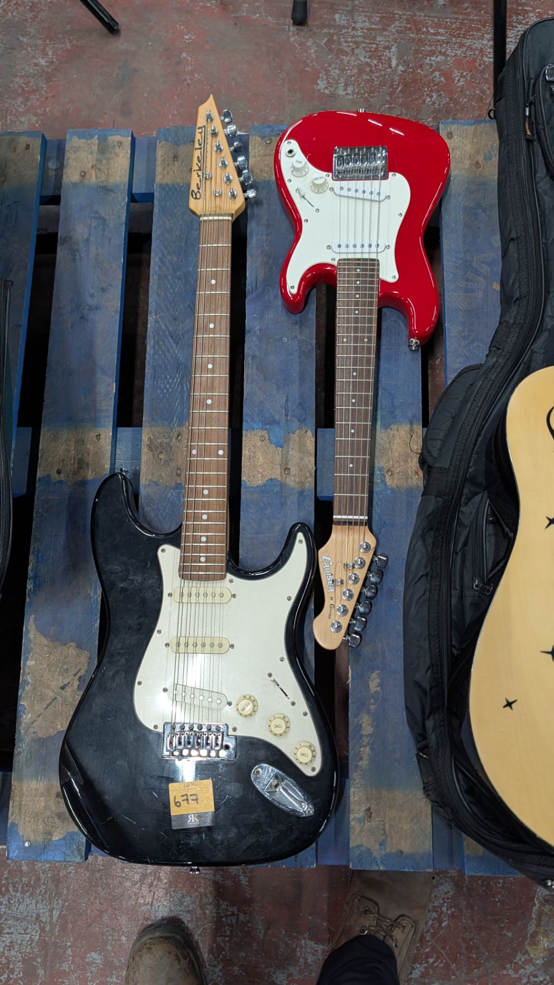 2 off Assorted Electric Guitars by Berkeley and Crafter. - Image 10 of 17