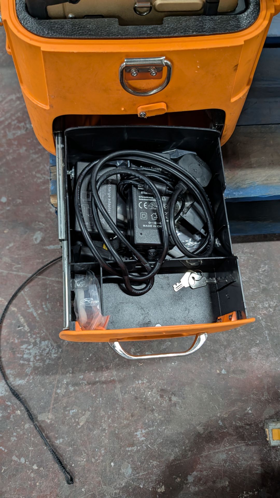 Signal Fire Optical Fiber Fusion Splicer in case. Model AI-8C - Image 18 of 23