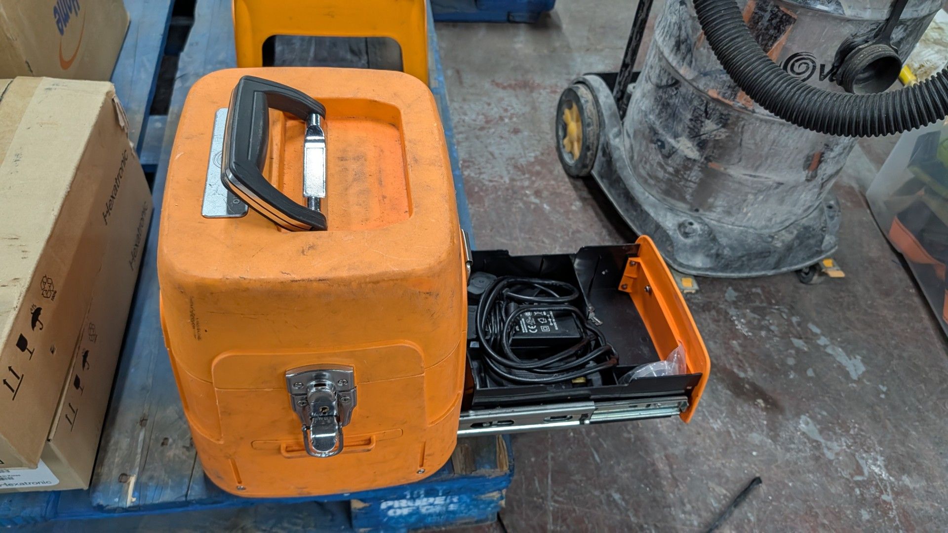 Signal Fire Optical Fiber Fusion Splicer in case. Model AI-8C - Image 19 of 23