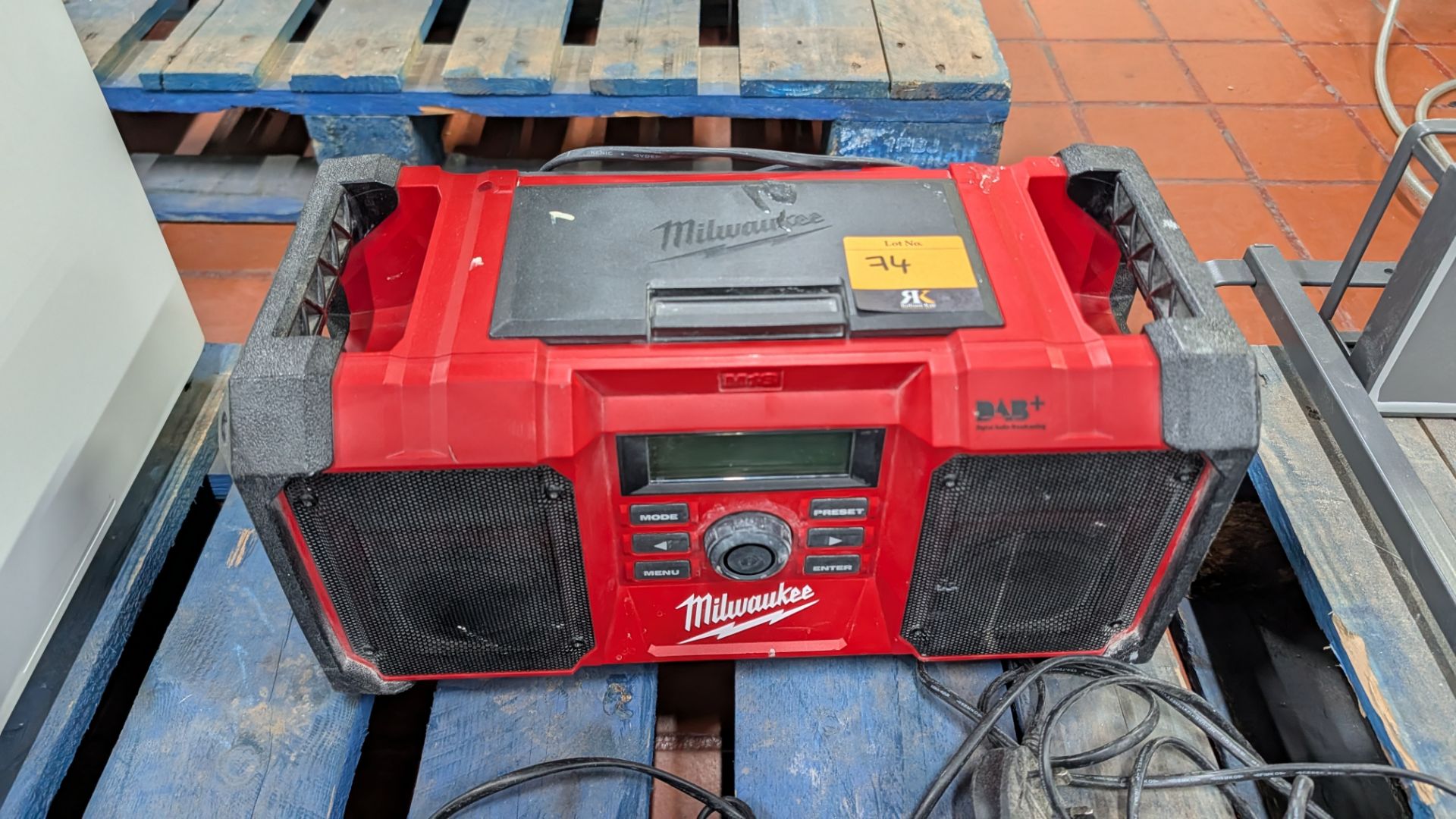 Mixed Lot comprising Makita and Dewalt Battery Chargers plus Milwaukee Stereo. - Image 7 of 15