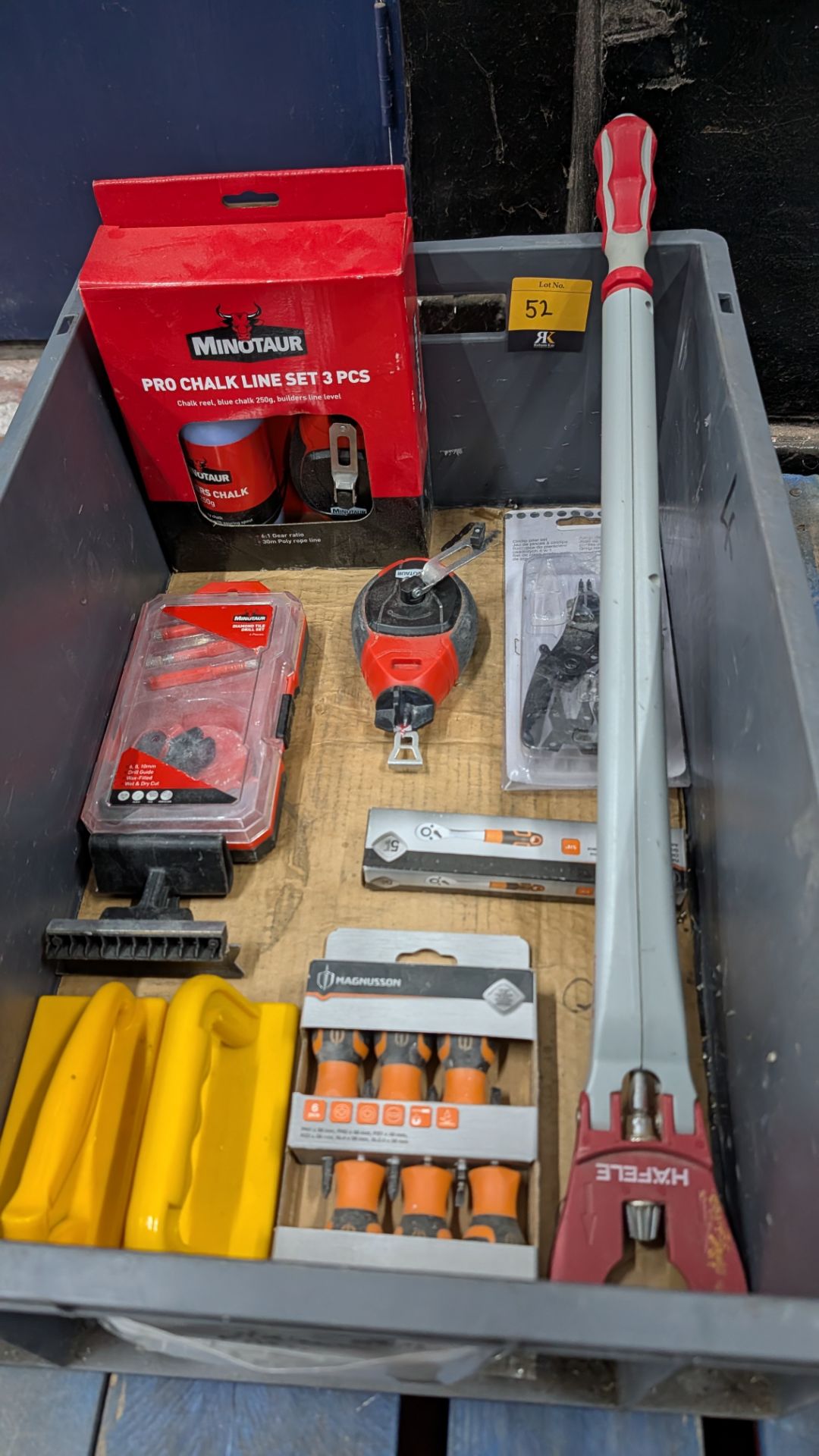 The contents of a Crate of miscellaneous Tools. NB - Crate Excluded. - Image 3 of 14