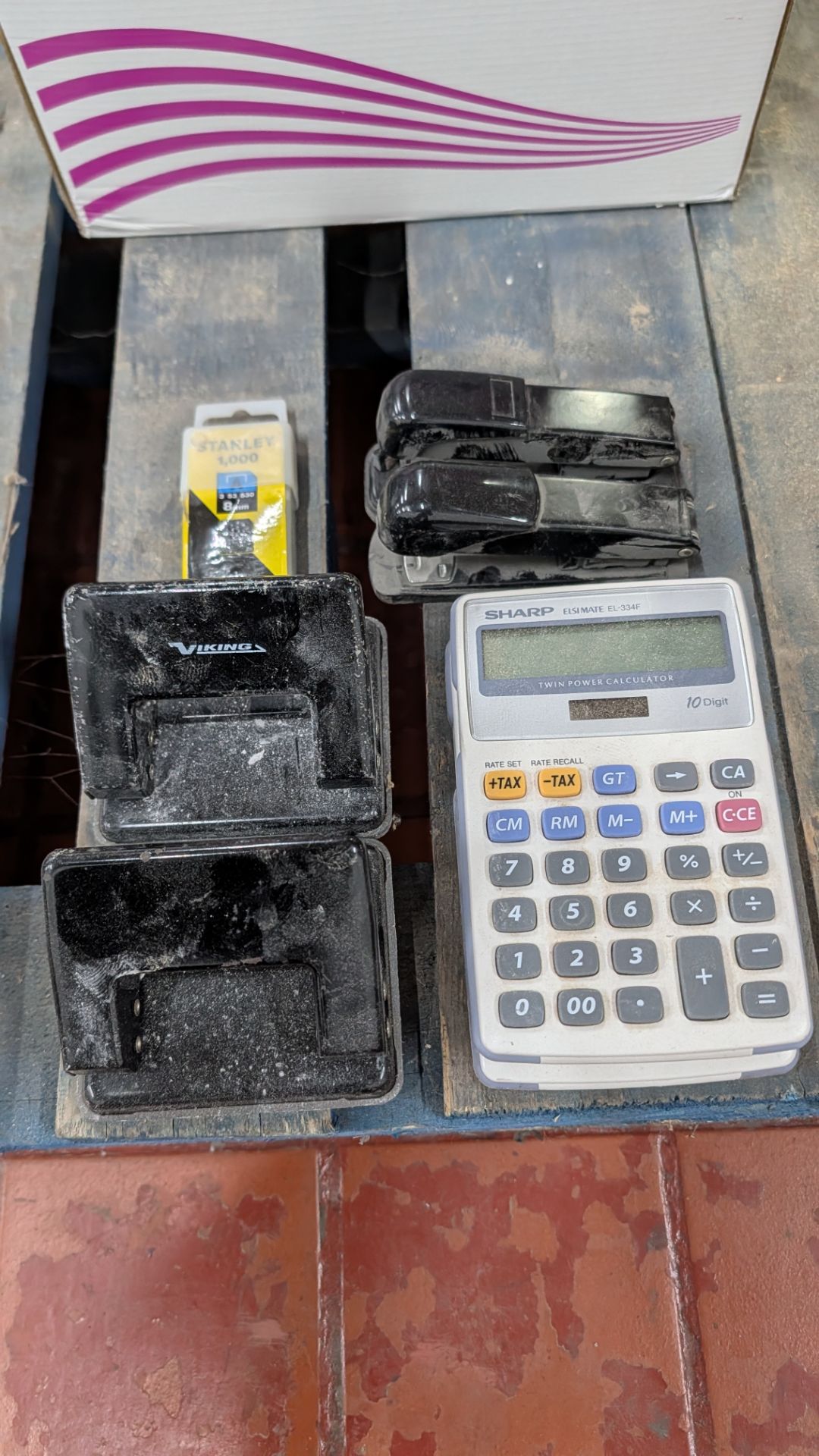 The contents of a Pallet of Miscellaneous Items including Shelving System, Office Supplies and Micro - Image 10 of 17