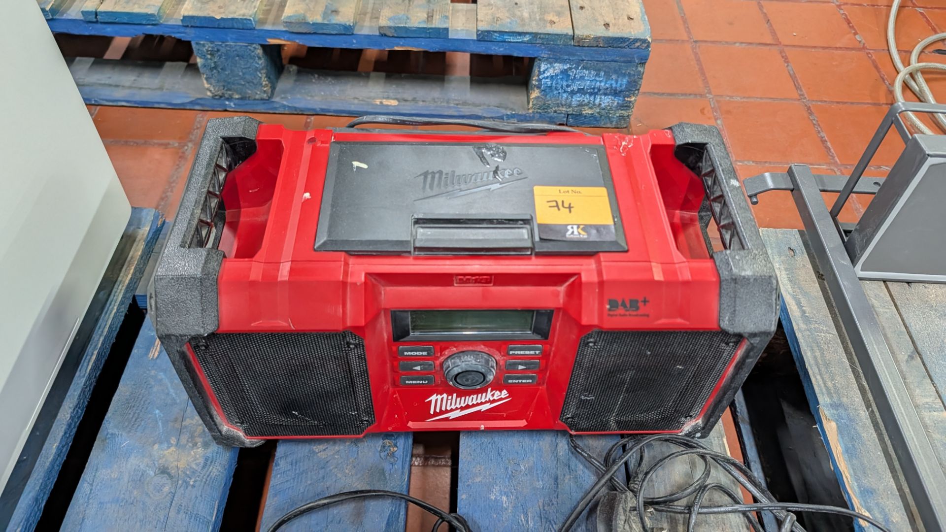 Mixed Lot comprising Makita and Dewalt Battery Chargers plus Milwaukee Stereo. - Image 8 of 15