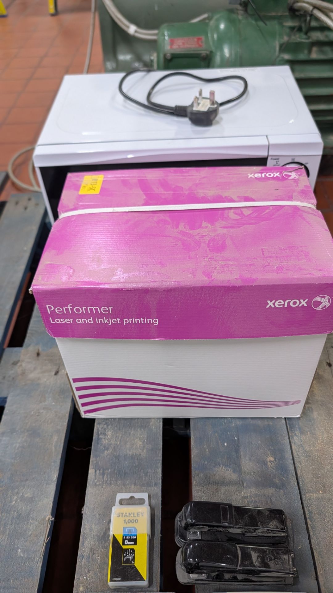 The contents of a Pallet of Miscellaneous Items including Shelving System, Office Supplies and Micro - Image 12 of 17