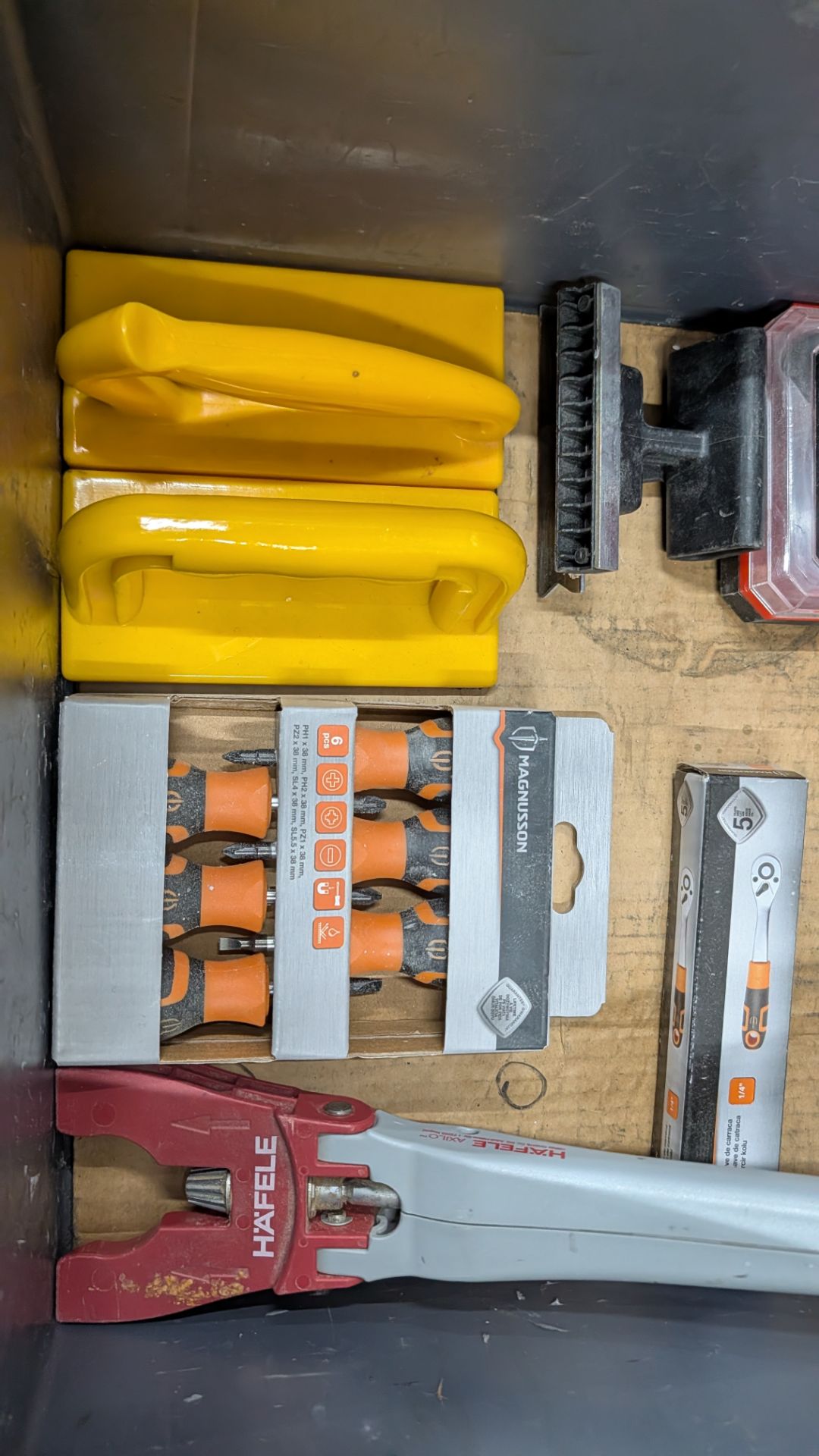 The contents of a Crate of miscellaneous Tools. NB - Crate Excluded. - Image 5 of 14