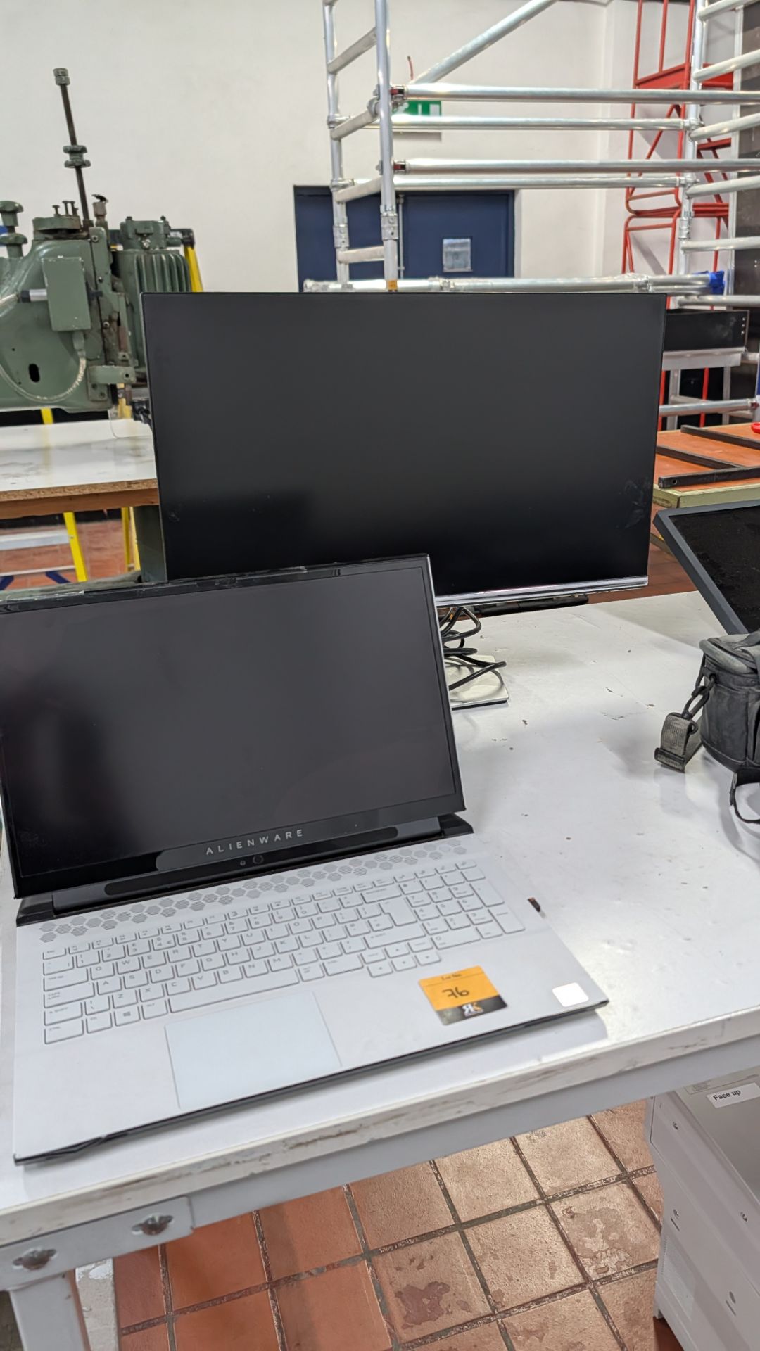 Alienware P45E Laptop plus Monitor with intel i-9 CPU, 32GB Ram, RTX2080, 2 x 500GB SSD's