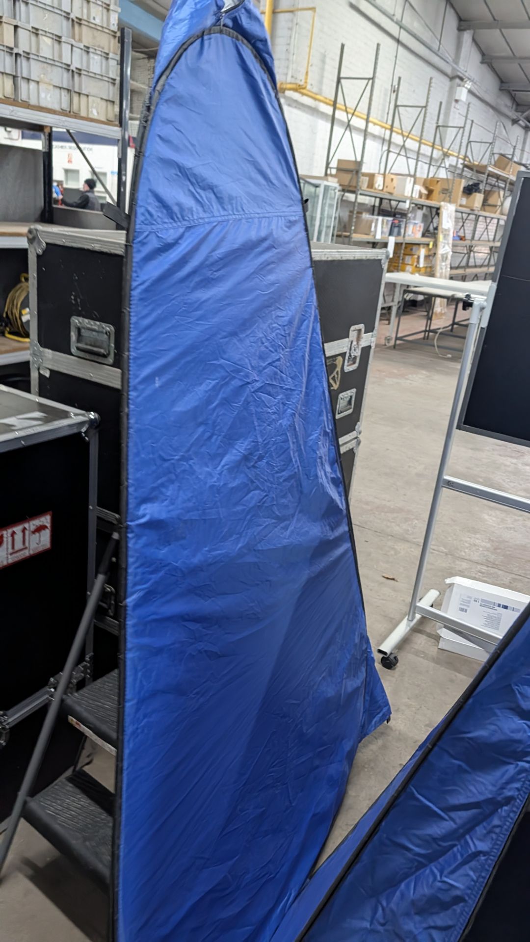 5 off Assorted Small Pop- Up Tents for use as Changing Rooms and similar. - Image 8 of 10
