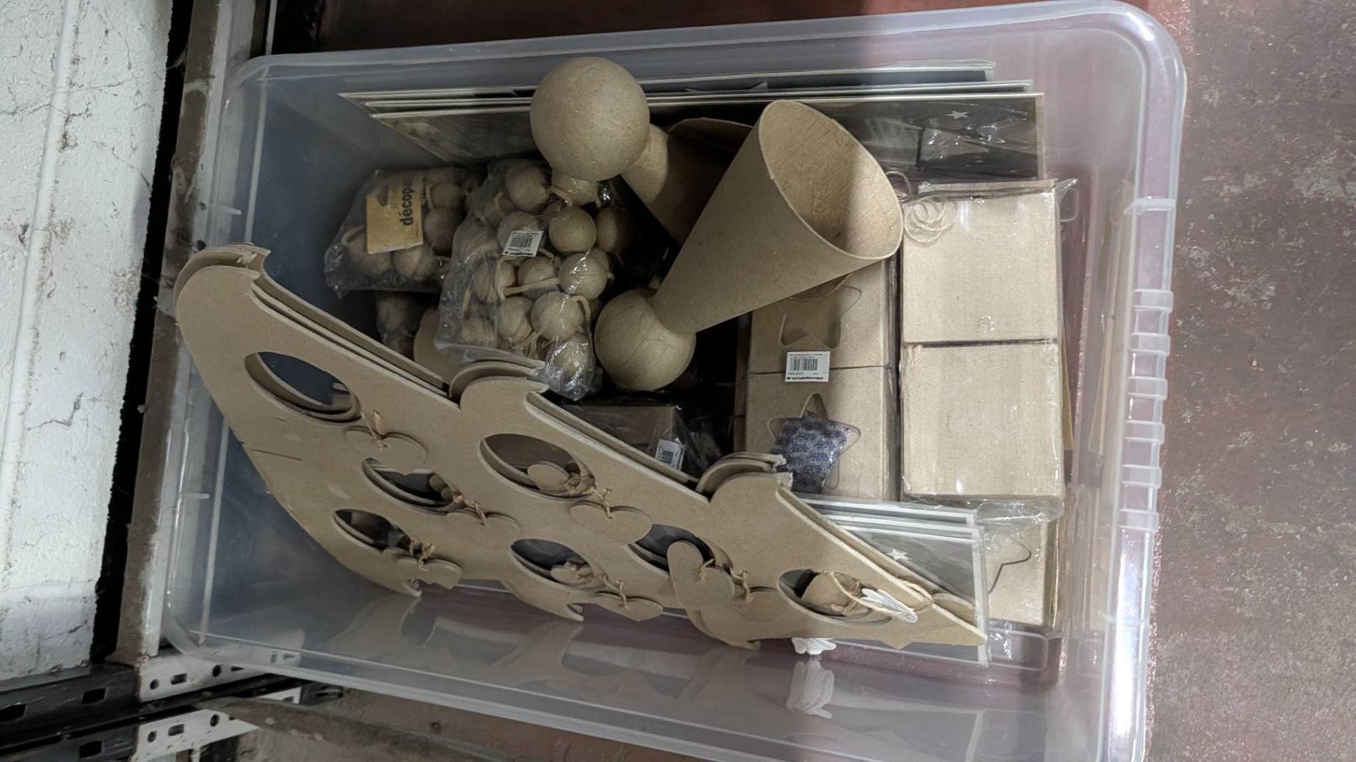 The contents of a Bay of Assorted Gift Items, Novelty’s, Craft Items and More. This lot comprises th - Image 5 of 13