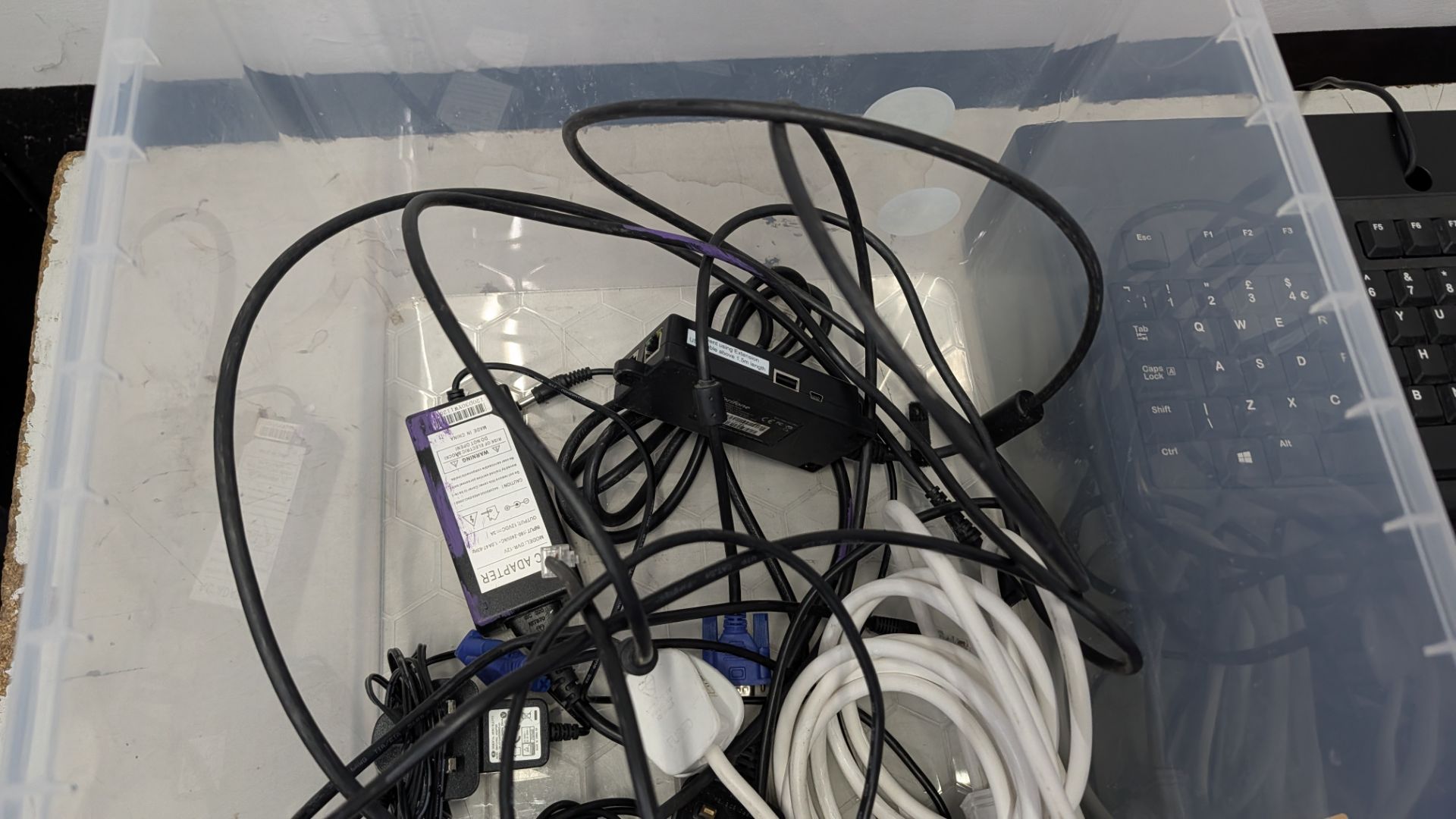 Mixed Lot comprising Cash Draw, Mouse, Keyboard, Power Packs and more. - Image 8 of 10
