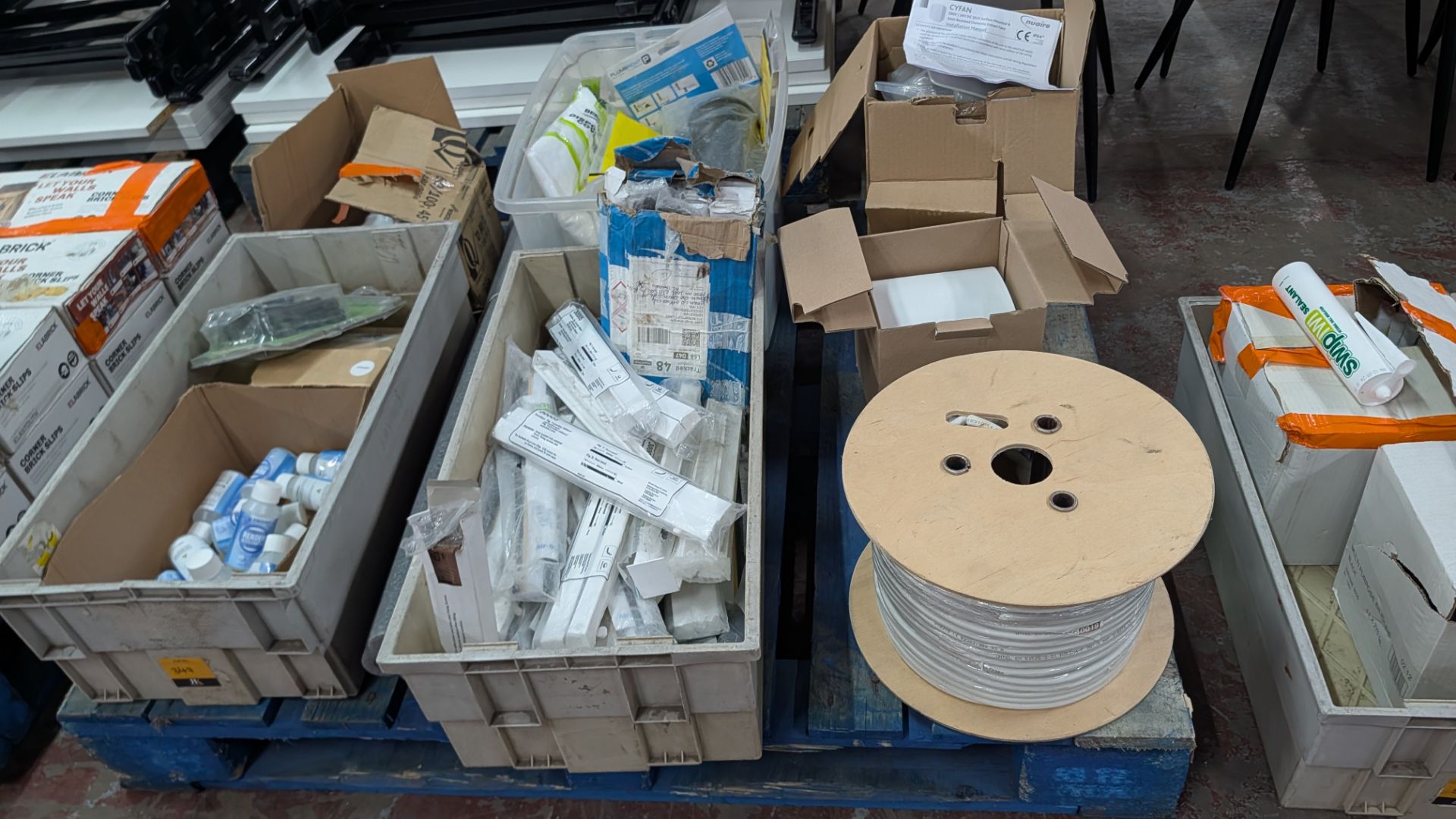 The contents of a Pallet of Assorted Materials - Crates Excluded. - Image 27 of 27