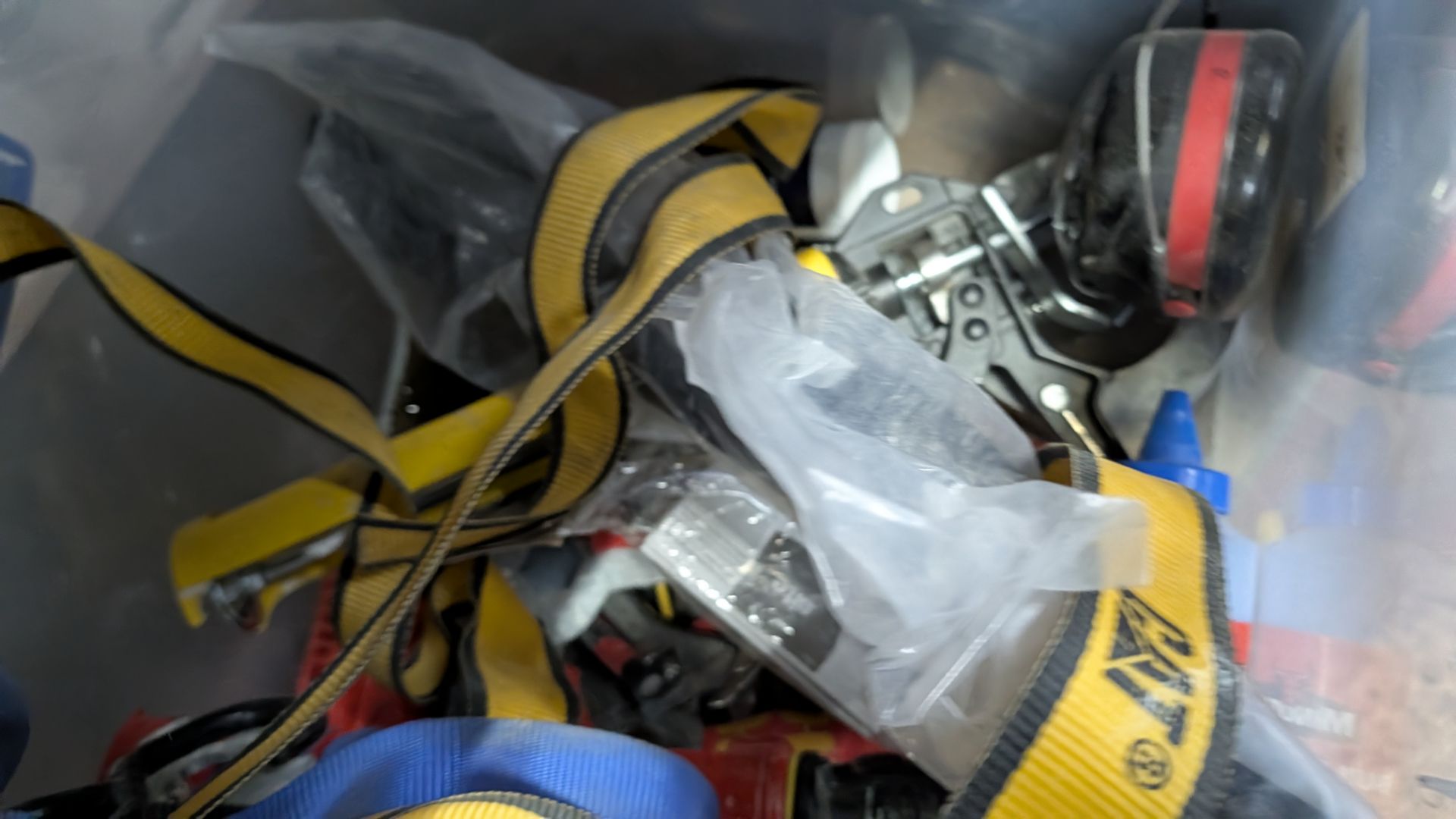 Contents off 2 of Crates of Hand Tools, Strapping, Industrial Supplies and more - Crates Excluded - Image 9 of 12