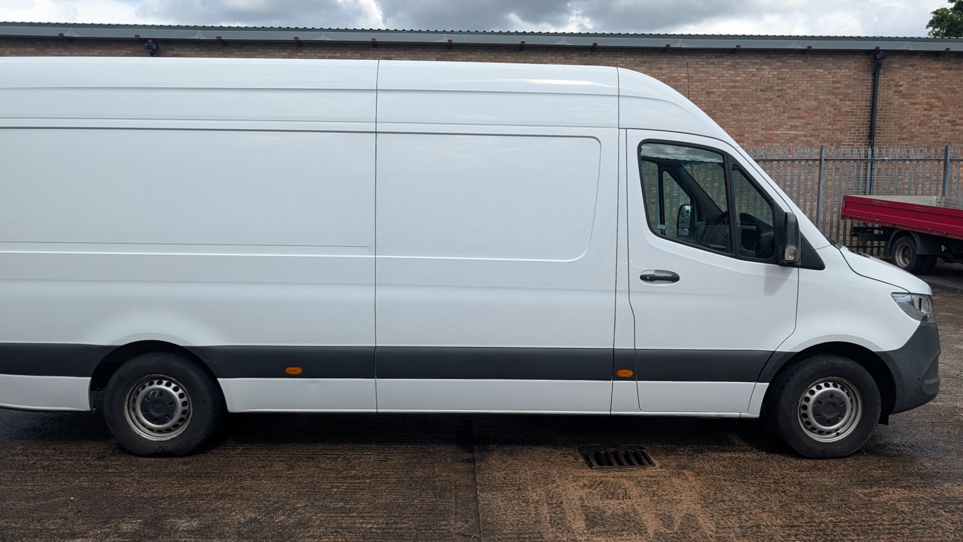 2020 Mercedes-Benz Sprinter 314 CDI L3H2 Panel Van. Registration: KR20 AEB. 6-Speed Manual Gearbox, - Image 5 of 28