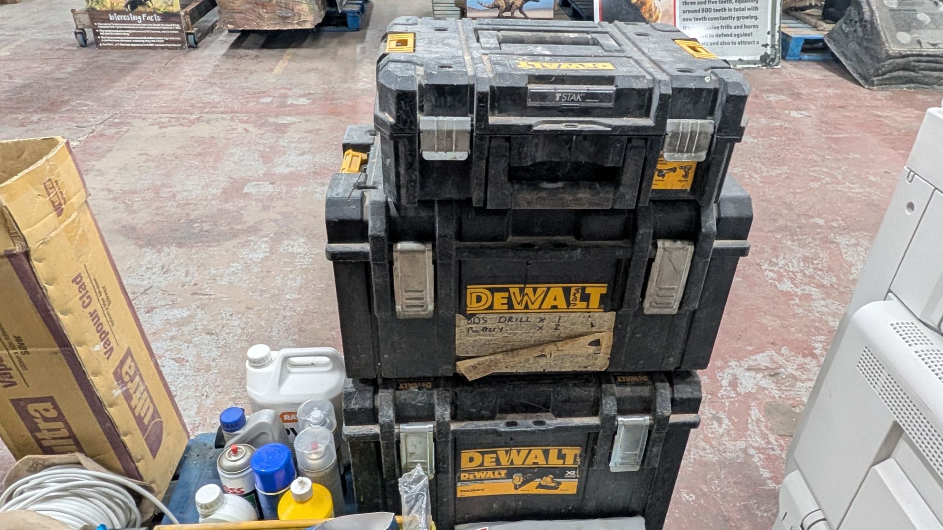 Contents of a Pallet of assorted items, including First Aid, Fixings, Spares, Cable, Toolboxes and m - Image 7 of 22