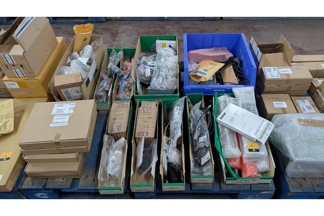 The contents of a Pallet of Printer/ Copier/ Electronic Spares and Consumables. - Image 13 of 16