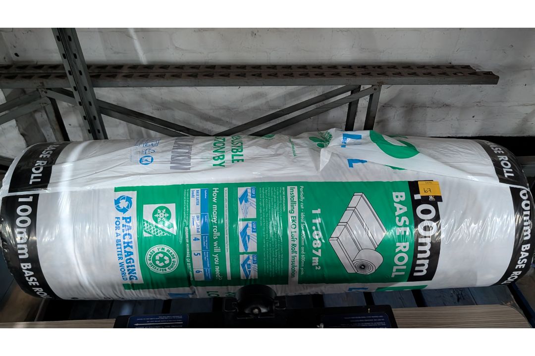 Roll of 100mm Insulation. - Image 6 of 8