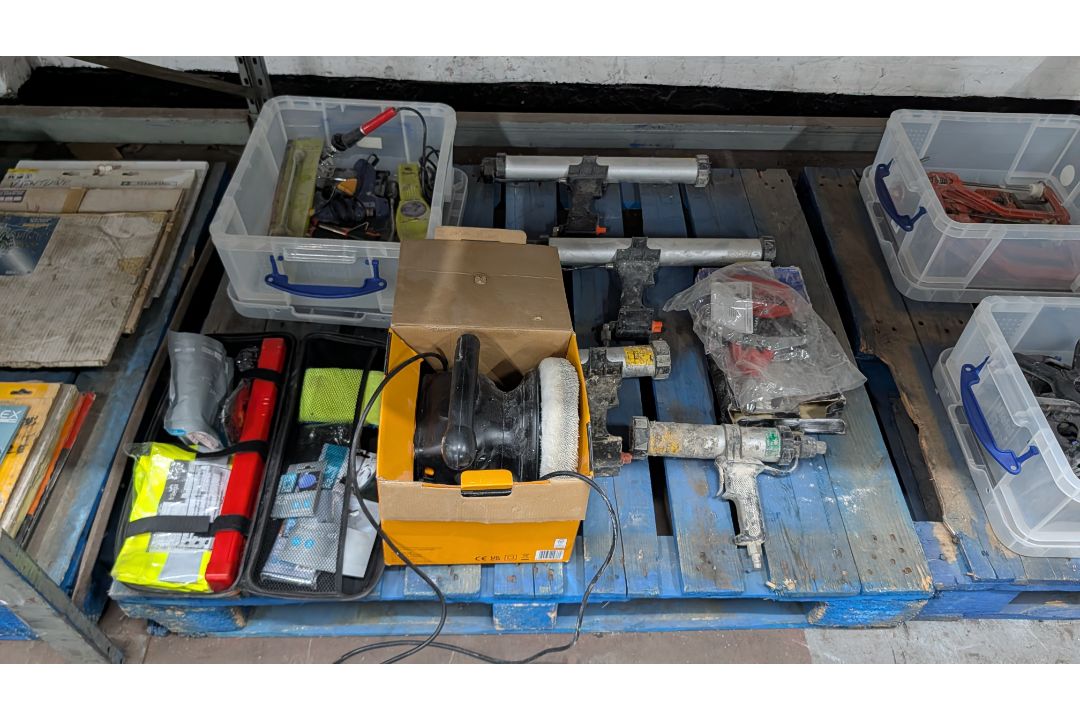 The contents of a Pallet of miscellaneous Tools and similar. Including Solder Irons, Cartridge Guns, - Image 11 of 15