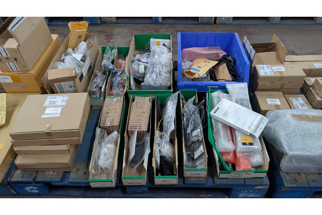 The contents of a Pallet of Printer/ Copier/ Electronic Spares and Consumables. - Image 16 of 16
