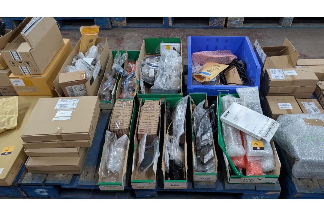 The contents of a Pallet of Printer/ Copier/ Electronic Spares and Consumables. - Image 14 of 16
