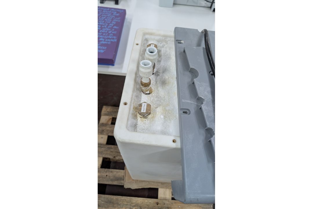 Phase Star Thermal Storage Unit. Model: ES10-HV-U. Possibly incomplete - appears used - Image 14 of 17