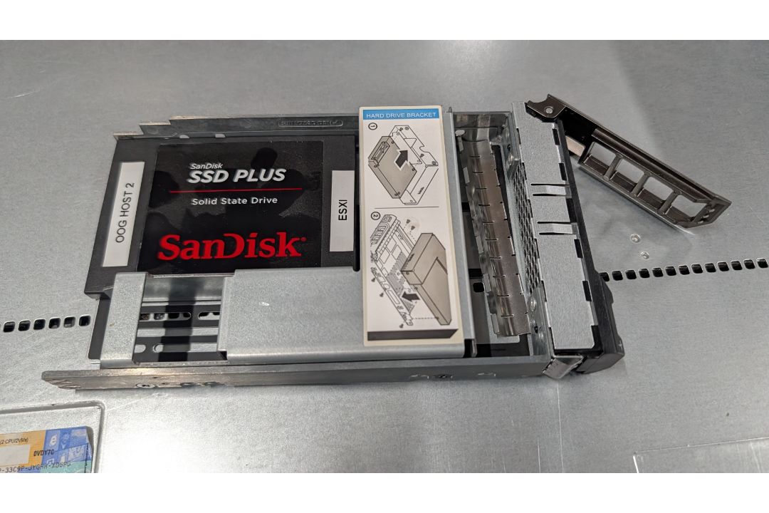 Dell Power Edge R420 Rack- Mountable Server including SanDisk SSD Plus Solid State Removable Hard Dr - Image 7 of 21