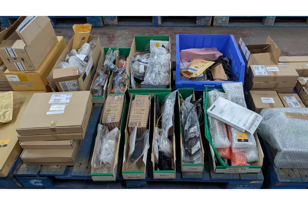 The contents of a Pallet of Printer/ Copier/ Electronic Spares and Consumables. - Image 15 of 16