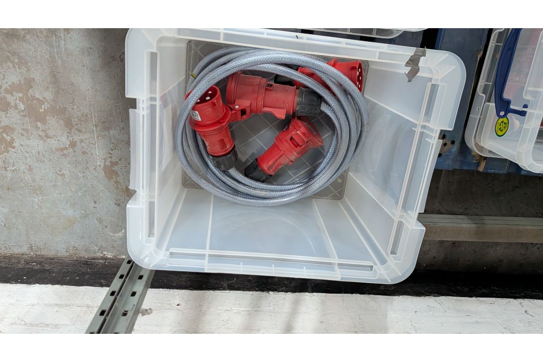 The contents of 3 Crates of Heavy- Duty Electrical Cable, Inspection Lamps and more. NB- Crates Excl - Image 7 of 13