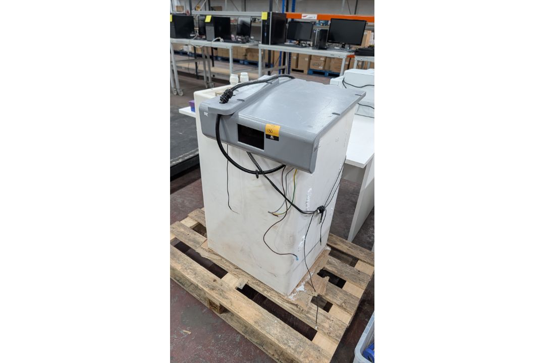 Phase Star Thermal Storage Unit. Model: ES10-HV-U. Possibly incomplete - appears used - Image 2 of 17
