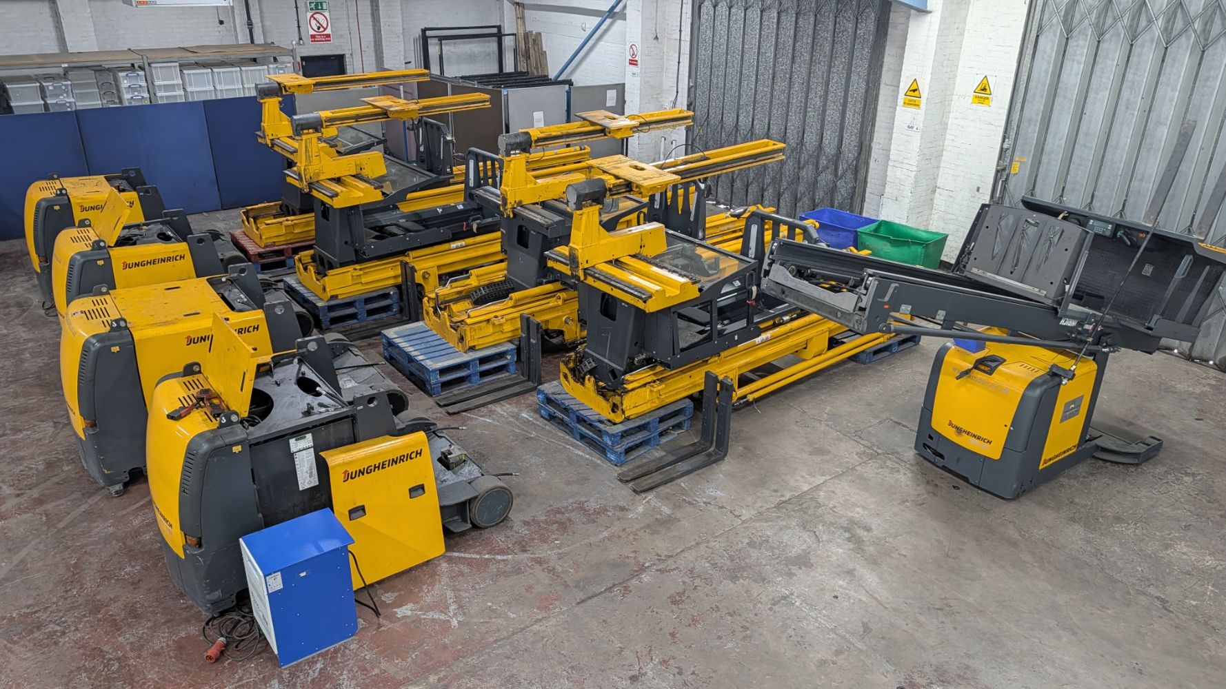 Jungheinrich Very Narrow Aisle and other Order Picker Electric Fork Lift Trucks. NO RESERVES