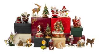 LARGE SELECTION OF CHRISTMAS THEMED FIGURINES including, Leonardo 'Christmas Treasures' : Santa