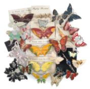 ASSORTMENT OF DECORATIVE BUTTERFLY BROOCHES Provenance: private collection Ynys Môn