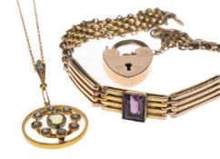 9CT GOLD PERIDOT & SEED PEARL PENDANT NECKLACE, the largest shaped pendant with a drop of 38mms,