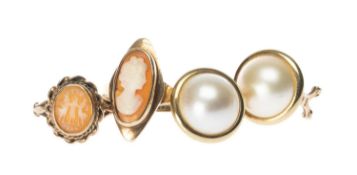 9CT GOLD JEWELLERY, comprising pair of pearl earrings and two cameo rings, 13.5g gross (4)