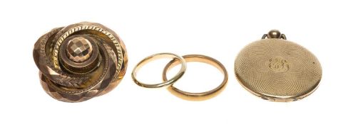 ASSORTED GOLD JEWELLERY, including 9ct Clogau wedding band engraved 'Cariad' to the inner shank,
